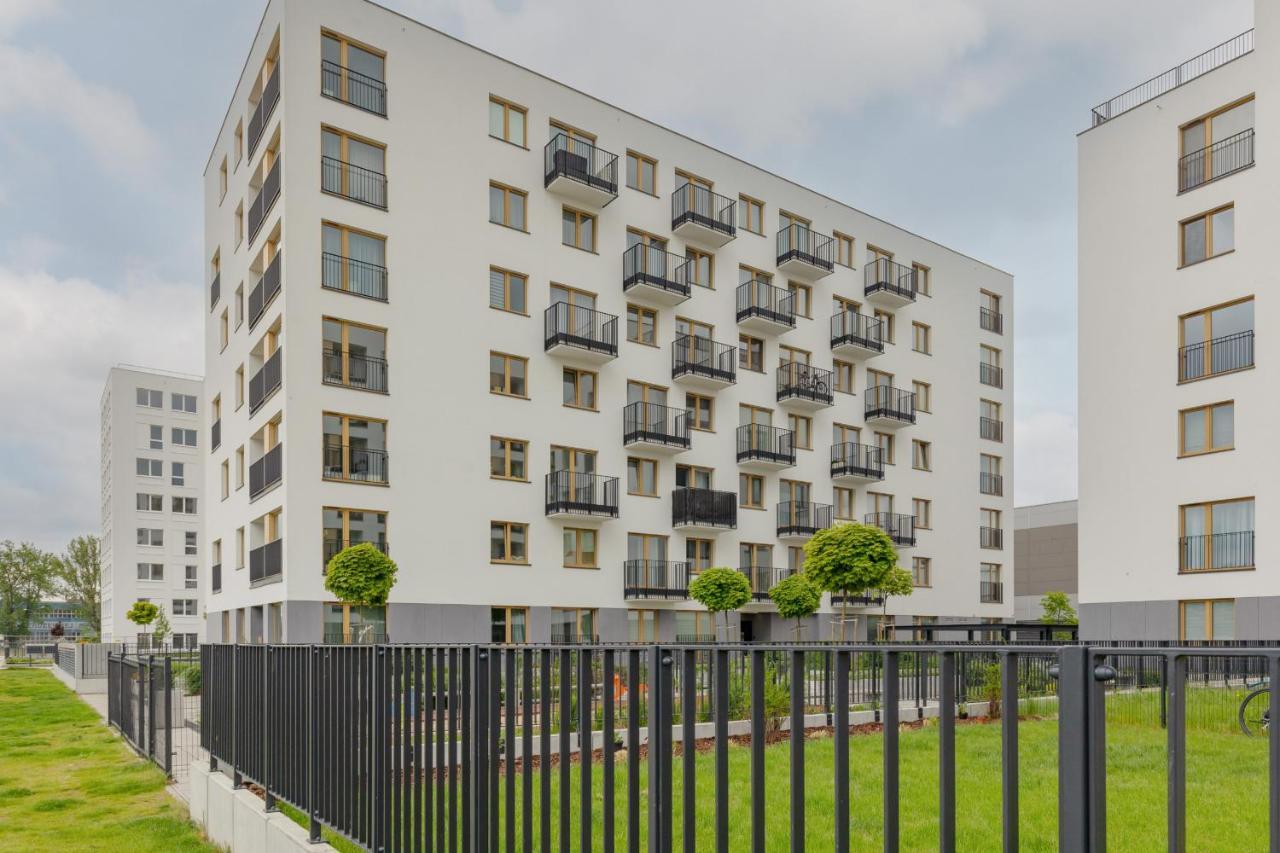 Warsaw Kotsisa Apartments With Parking By Noclegi Renters 外观 照片